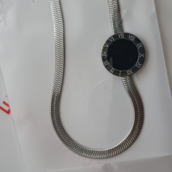 🆕 Stainless steel snake chain with roman numerals - Picture 5 of 9